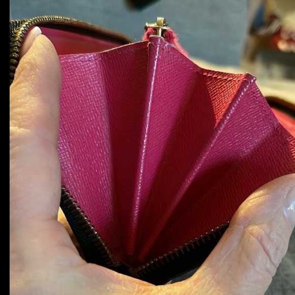 LOUIS VUITTON BLACK MARUKAMI ZIPPY WALLET